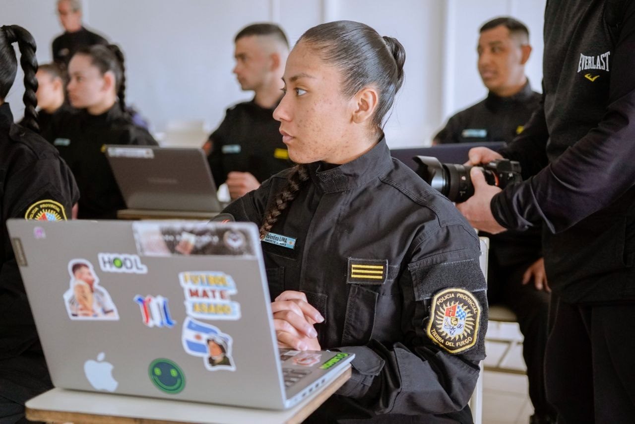 CONTINÚAN ABIERTAS LAS INSCRIPCIIONES PARA EL CICLO LECTIVO 2027 DE LA POLICÍA PROVINCIAL 